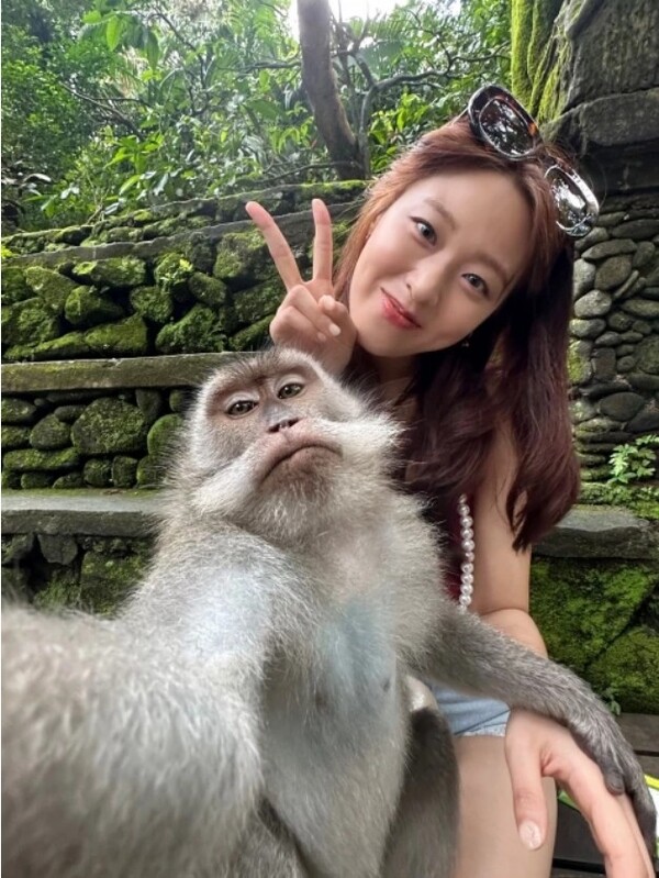 설현, 19금 논란에 당혹...인스타그램 게시물 삭제 설현, 19금 논란에 당혹...인스타그램 게시물 삭제