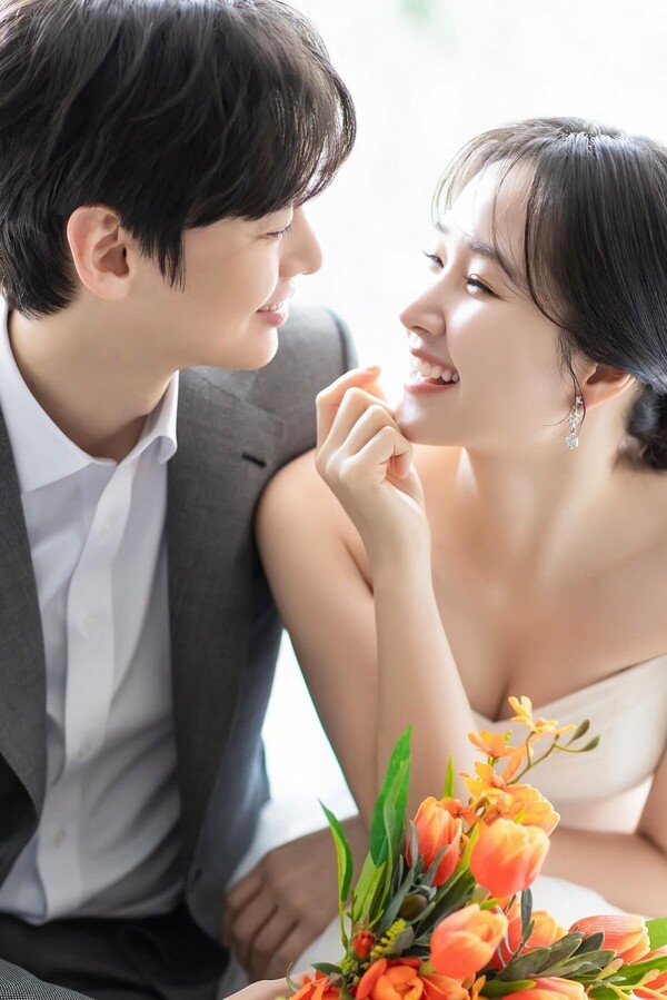 박나래, 배우 김선웅과 결혼 발표 “나의 꿈이자 행복”