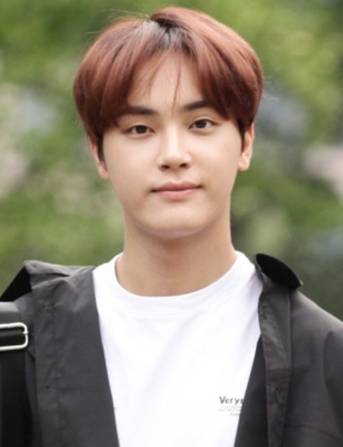 주학년, AV 배우 사적 만남 논란 재차 해명…'더보이즈 탈퇴·계약 해지 부당' 주장하며 억울함 호소