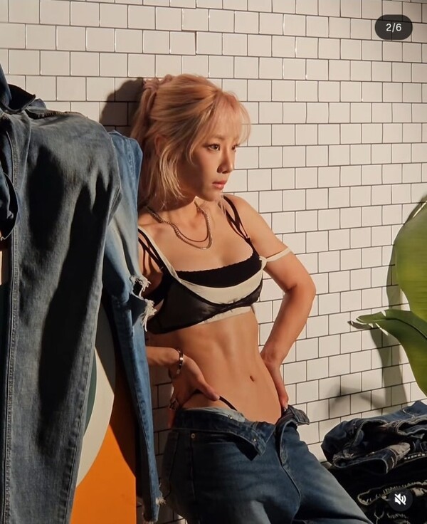 심으뜸, 금발 변신에 탄탄한 복근까지…‘운동으로 만든’ 완벽 몸매 공개
