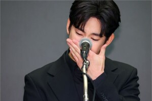 故 김새론 유족 측, 김수현 아동복지법 위반·무고죄 고소…김수현 측, AI 조작된 녹취 주장 "인격 말살 중대 범죄" 강력 반박
