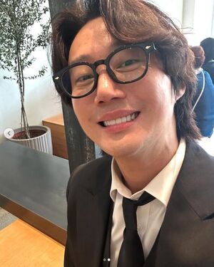한은성, 승무원과 깜짝 결혼…축하 봇물
